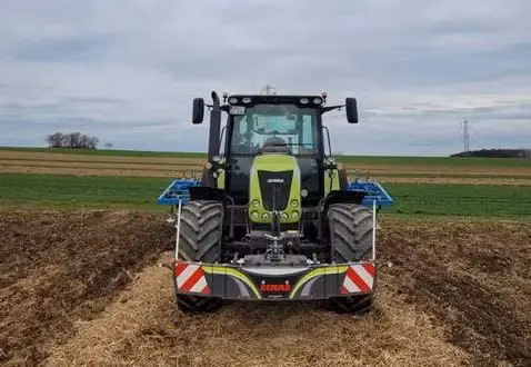Claas — TractorBumper