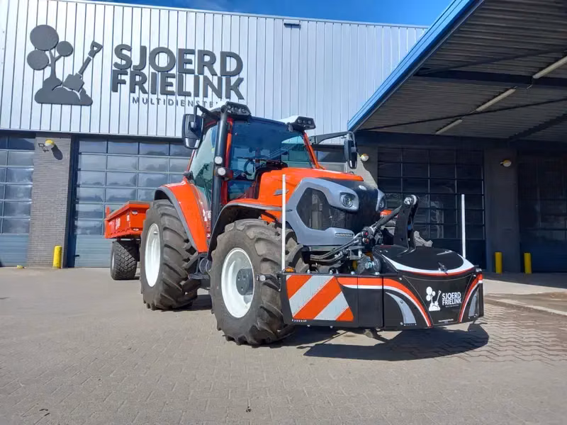 Lindner — TractorBumper