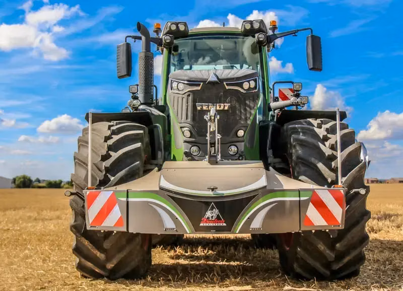 Fendt — TractorBumper