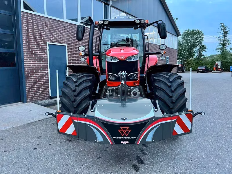 Massey Ferguson — TractorBumper