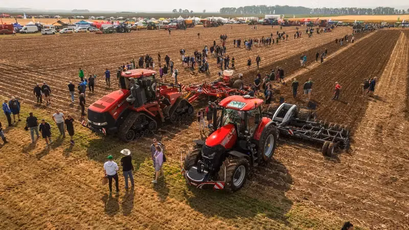 Case IH — TractorBumper