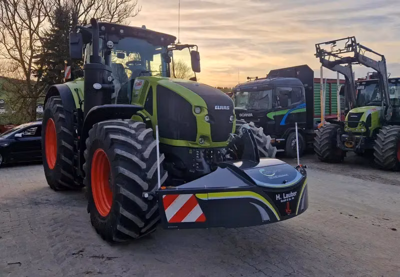 Claas — TractorBumper