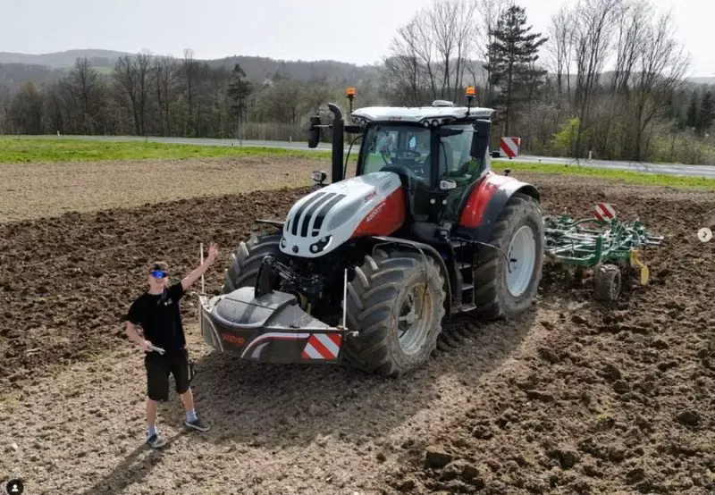 Steyr — TractorBumper
