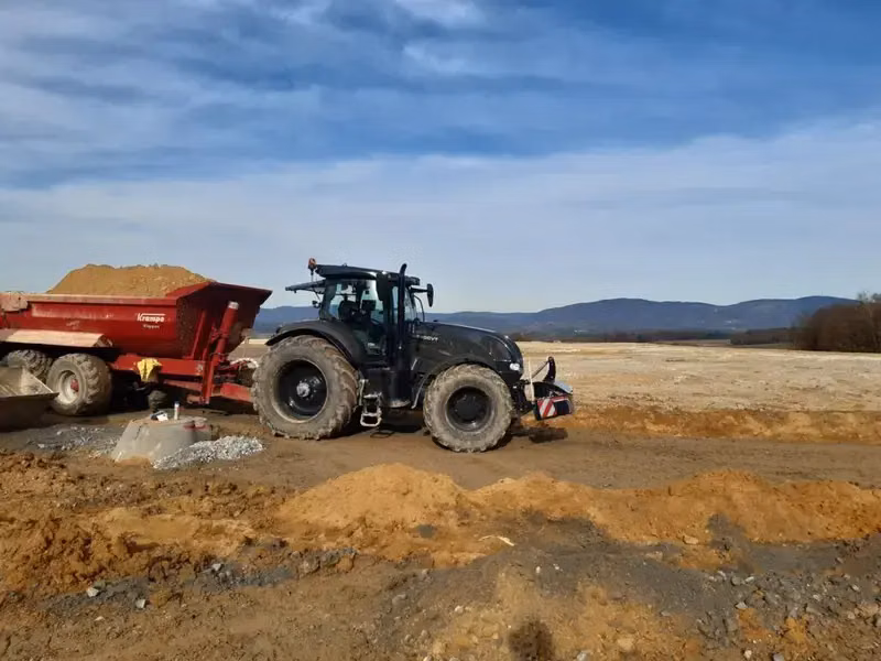 Steyr — TractorBumper