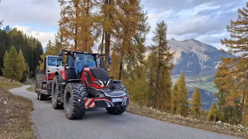 Valtra — TractorBumper