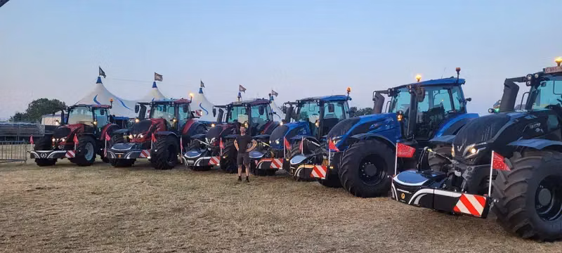 Valtra — TractorBumper
