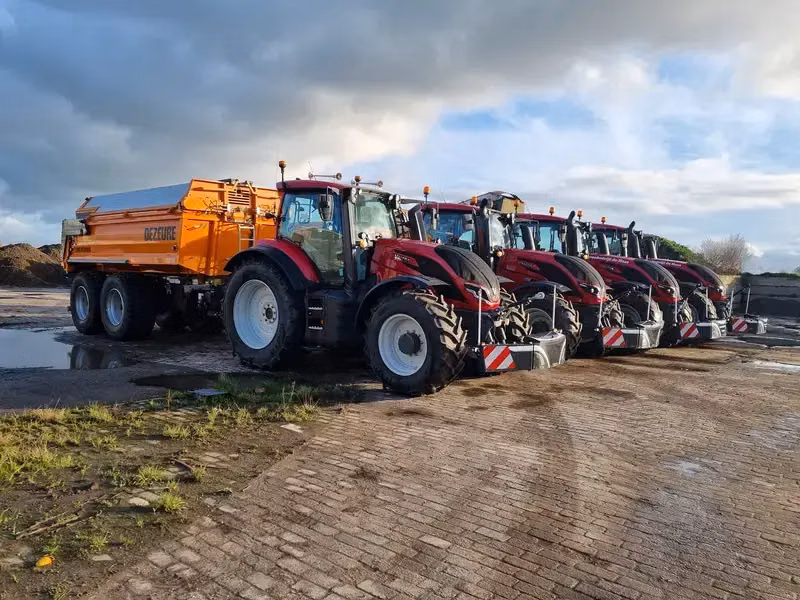 Valtra — TractorBumper