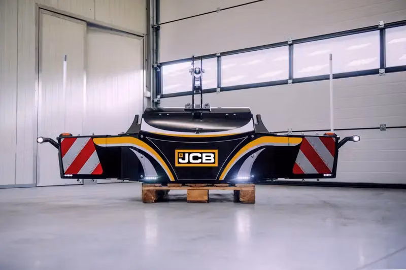 JCB — TractorBumper