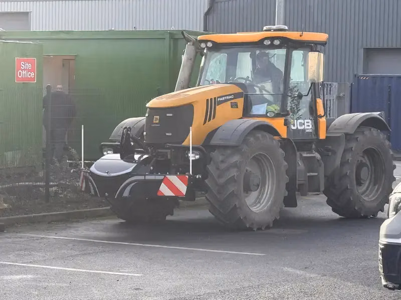 JCB — TractorBumper