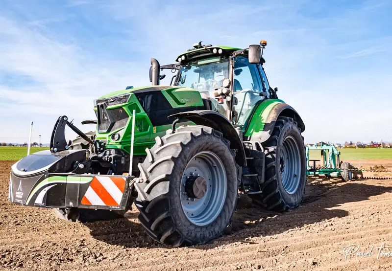 Deutz-Fahr — TractorBumper